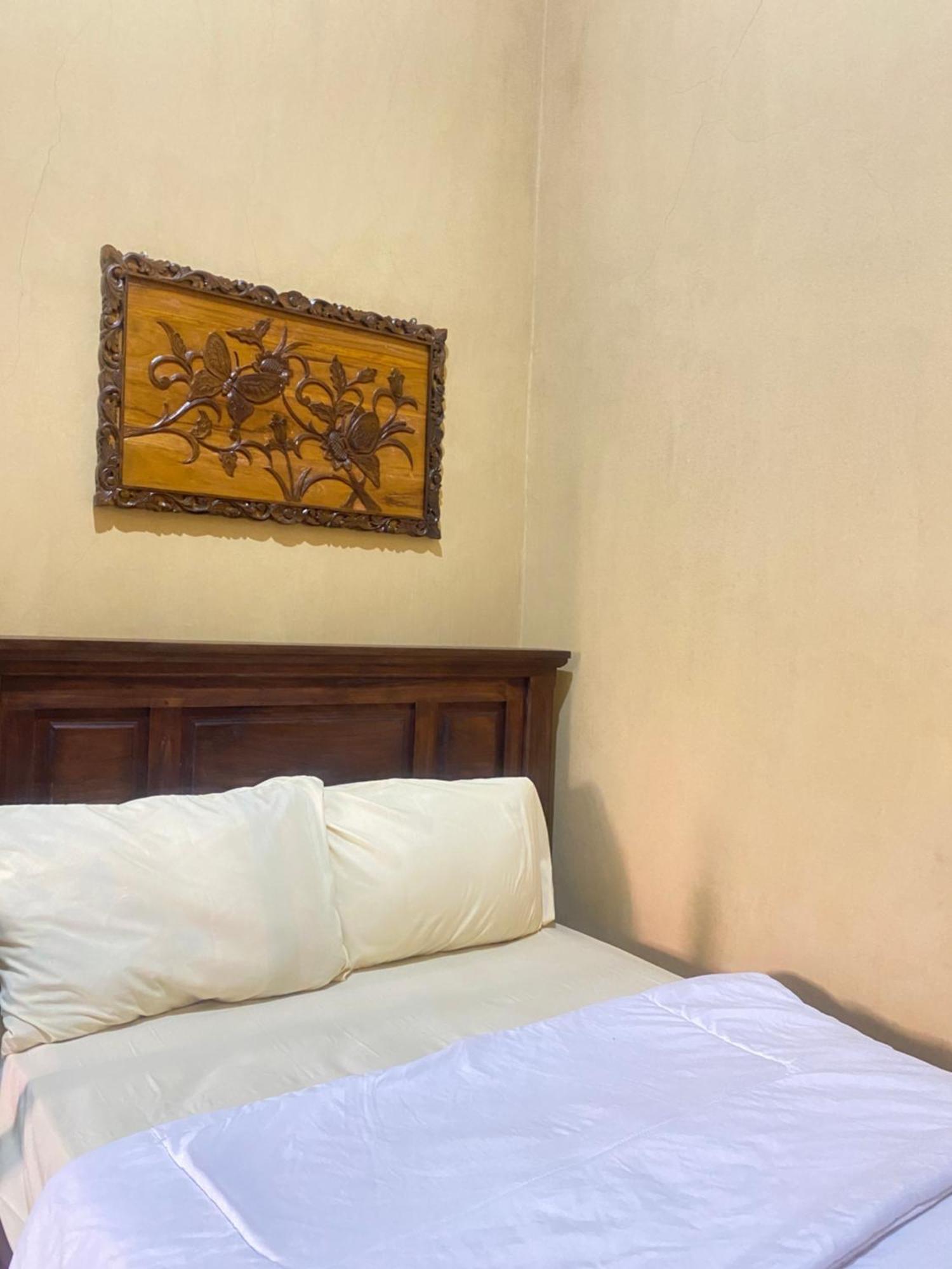 Хостел Good Feeling Banyuwangi Баньюванги Экстерьер фото