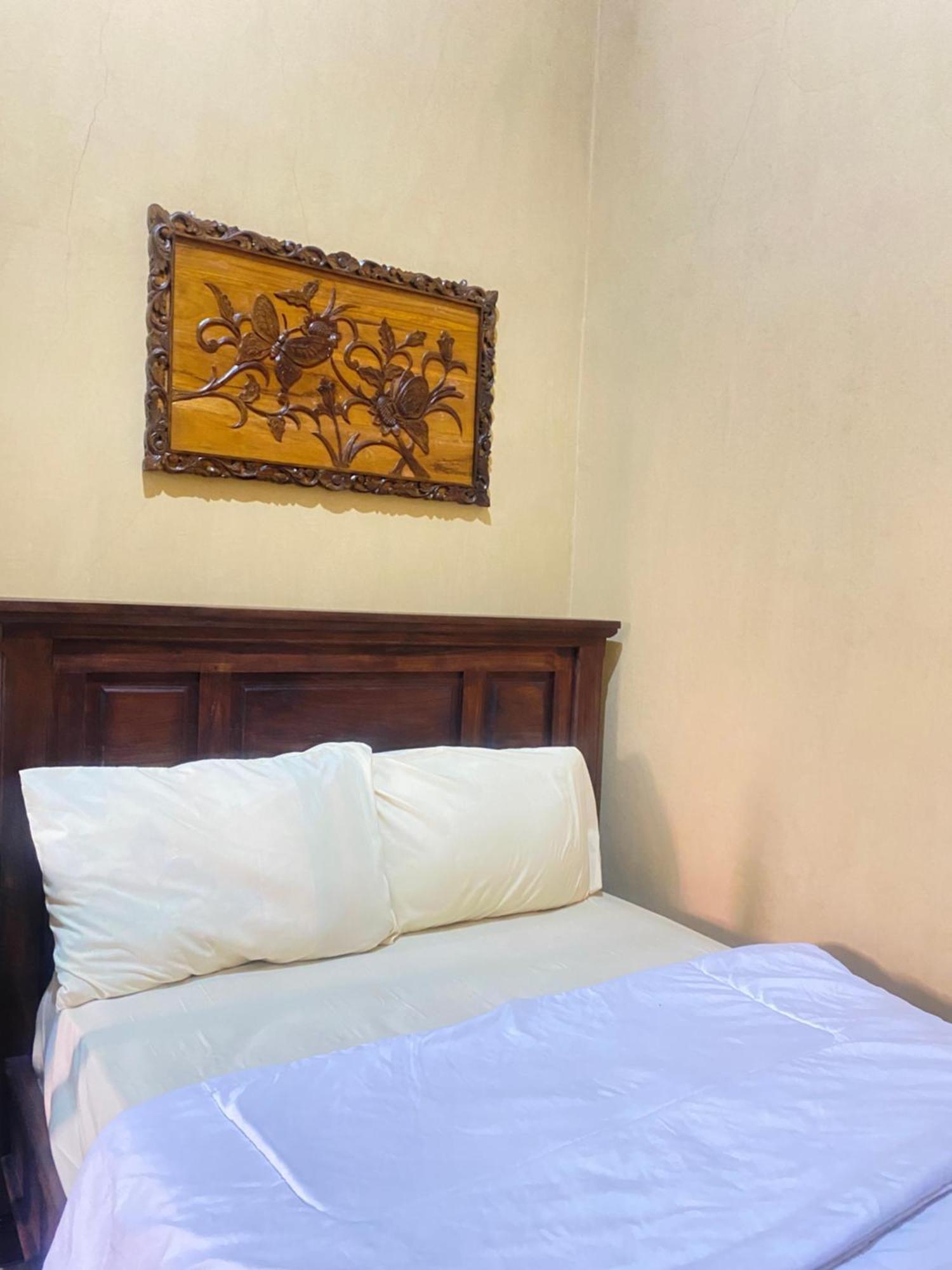 Хостел Good Feeling Banyuwangi Баньюванги Экстерьер фото